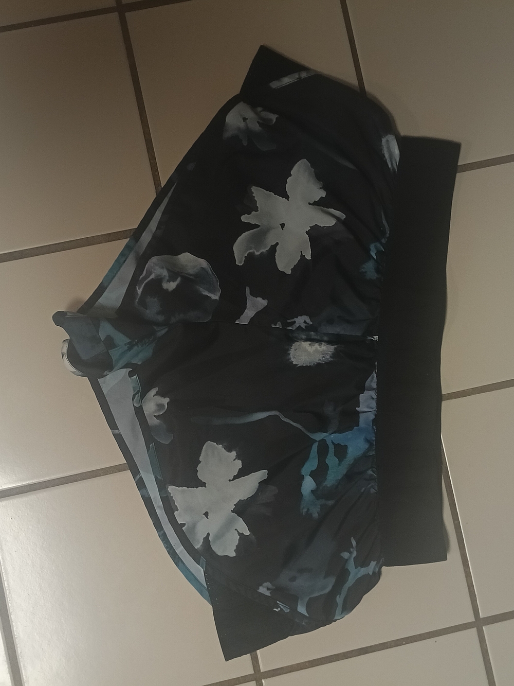 IVY PARK Black Floral Print Women's Shorts